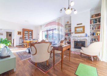 Soggiorno - Villa Via Appia Nuova
 
9, Ariccia - foto 41