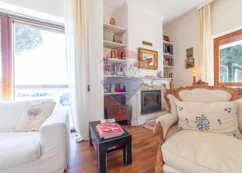 Soggiorno - Villa Via Appia Nuova
 
9, Ariccia - foto 42