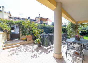 Terrazza - Semi-detached house Via Maria Callas
 
6, Marino - photo 1