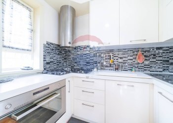 Cucina - Semi-detached house Via Maria Callas
 
6, Marino - photo 15