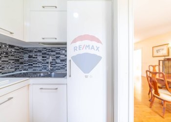 Cucina - Semi-detached house Via Maria Callas
 
6, Marino - photo 16