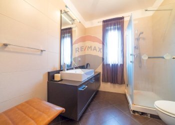 Bagno - Semi-detached house Via Maria Callas
 
6, Marino - photo 26