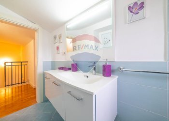 Bagno - Semi-detached house Via Maria Callas
 
6, Marino - photo 40