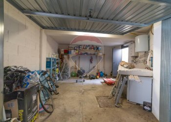 Parcheggio - Semi-detached house Via Maria Callas
 
6, Marino - photo 42