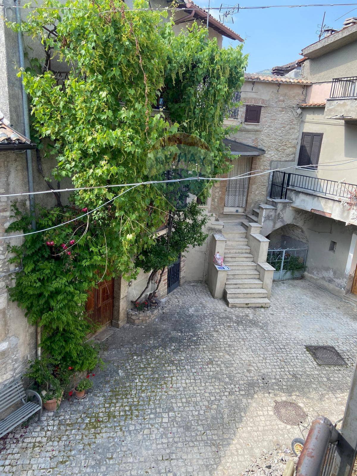 Casa all\'aperto - Casa indipendente Via Tarpea
 
SNC, Pozzaglia Sabina - foto 3