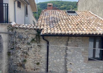 Casa all\'aperto - Casa indipendente Via Tarpea
 
SNC, Pozzaglia Sabina - foto 5