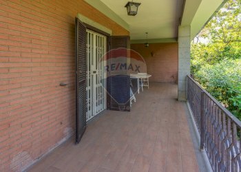 Balcone - Villa Via del Divino Amore
 
2, Marino - photo 8