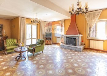 Soggiorno - Villa Via del Divino Amore
 
2, Marino - photo 9