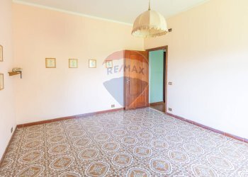 Stanza vuota - Villa Via del Divino Amore
 
2, Marino - photo 19