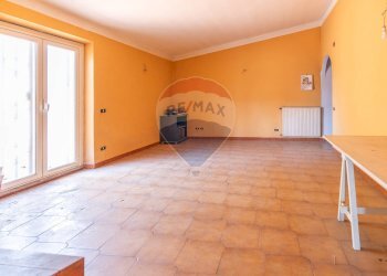 Stanza vuota - Villa Via del Divino Amore
 
2, Marino - photo 36