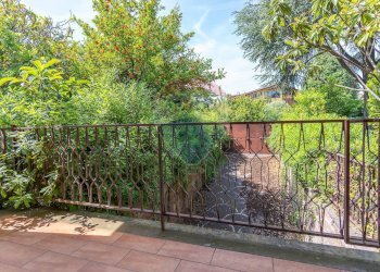 Balcone - Villa Via del Divino Amore
 
2, Marino - photo 40