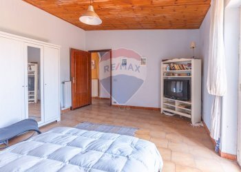 Camera / camera da letto - Villa Via del Divino Amore
 
2, Marino - photo 44