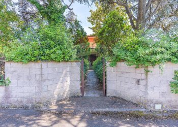 Giardino - Villa Via del Divino Amore
 
2, Marino - photo 49