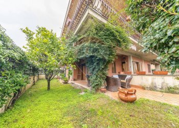 Giardino - Semi-detached house Via Silvio Pellico
 
94, Marino - photo 7