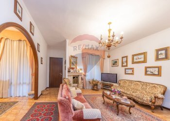 Soggiorno - Semi-detached house Via Silvio Pellico
 
94, Marino - photo 12