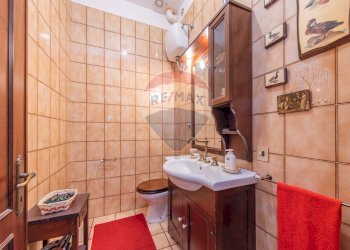 Bagno - Semi-detached house Via Silvio Pellico
 
94, Marino - photo 22