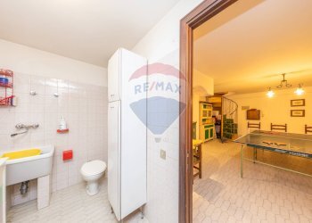 Bagno - Semi-detached house Via Silvio Pellico
 
94, Marino - photo 35