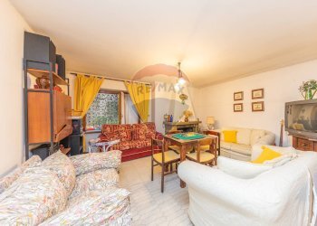 Soggiorno - Semi-detached house Via Silvio Pellico
 
94, Marino - photo 38