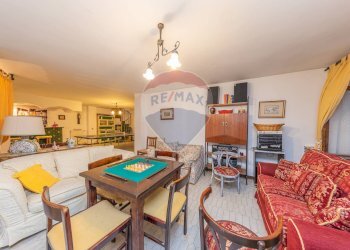 Sala da pranzo - Semi-detached house Via Silvio Pellico
 
94, Marino - photo 40