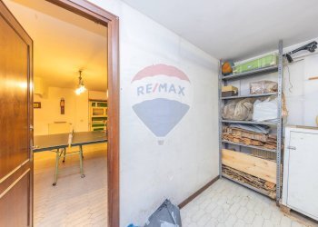 Cabina armadio - Semi-detached house Via Silvio Pellico
 
94, Marino - photo 46