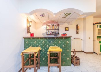 Cucina - Semi-detached house Via Silvio Pellico
 
94, Marino - photo 47