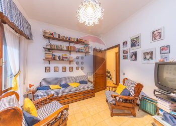 Soggiorno - Semi-detached house Via Silvio Pellico
 
94, Marino - photo 72