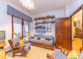 Soggiorno - Semi-detached house Via Silvio Pellico
 
94, Marino - photo 73