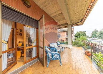 Balcone - Semi-detached house Via Silvio Pellico
 
94, Marino - photo 75