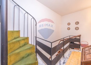 Scale - Semi-detached house Via Silvio Pellico
 
94, Marino - photo 86