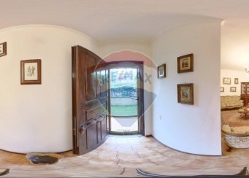 Hall / corridoio - Semi-detached house Via Silvio Pellico
 
94, Marino - photo 92