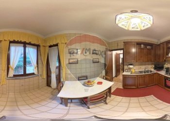 Cucina - Semi-detached house Via Silvio Pellico
 
94, Marino - photo 94