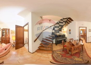 Scale - Semi-detached house Via Silvio Pellico
 
94, Marino - photo 97