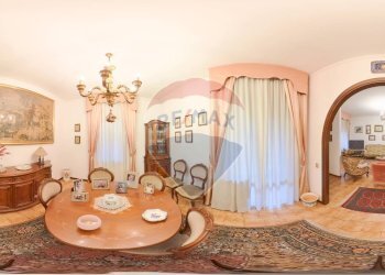 Sala da pranzo - Semi-detached house Via Silvio Pellico
 
94, Marino - photo 98