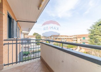 Balcone - Trilocale Via Amatore Sciesa, Marino - foto 17