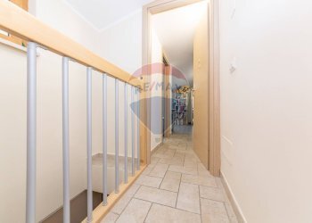 Hall / corridoio - Trilocale Via Amatore Sciesa, Marino - foto 22