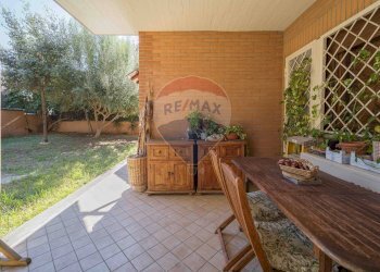 Terrazza - Apartment Via dei Tani
 
35, Roma - photo 3