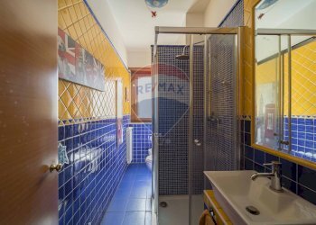 Bagno - Apartment Via dei Tani
 
35, Roma - photo 20