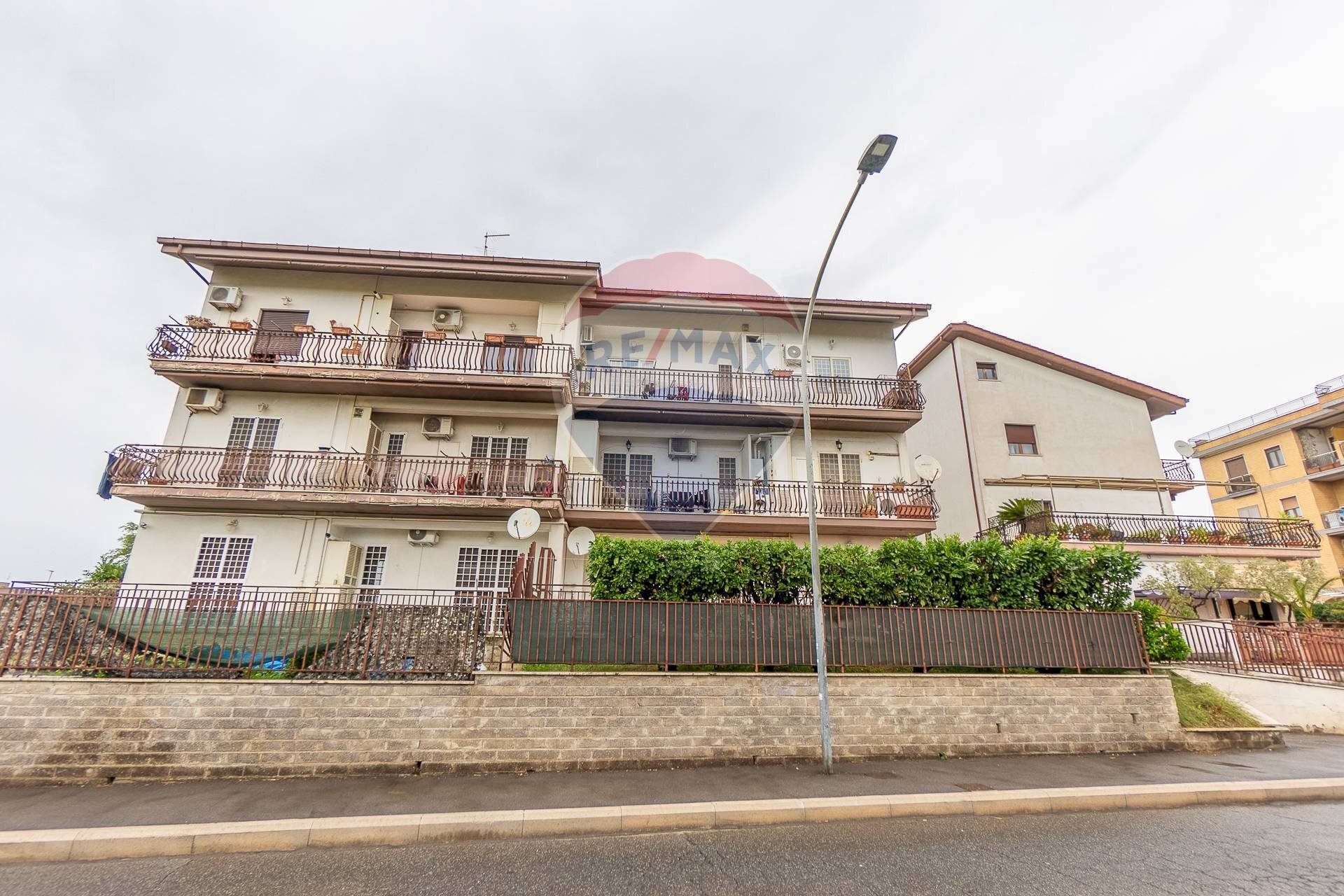 Edificio all\'aperto - Bilocale Via Martiri Di Belfiore
 
84, Marino - foto 2