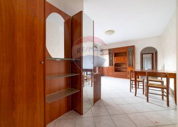 Sala da pranzo - Two-room apartment Via Augusto
 
42, Aprilia - photo 3