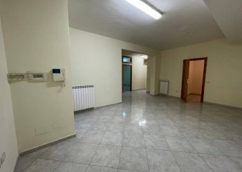 Foto 4 - Magazzino Via P.Musone
 
2, Casapulla - foto 4