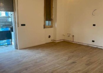 Soggiorno - Bilocale via FRATELLI PICARDI, 143, Sesto San Giovanni - foto 1