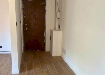 Corridoio - Bilocale via FRATELLI PICARDI, 143, Sesto San Giovanni - foto 11