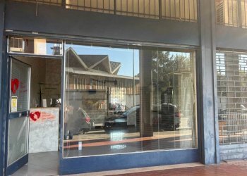 Facciata - Negozio via PUCCINI, 60, Sesto San Giovanni - foto 2