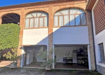 Facciata - Rustico piazza Guglielmo Marconi, 14, Portacomaro - foto 4