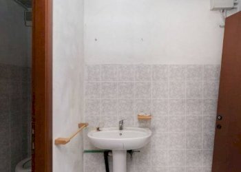 Bagno - Negozio via Gubbio, 103/a, Torino - foto 25