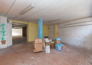 Interno non residenziale - Negozio via Gubbio, 103/a, Torino - foto 11