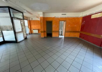 Interno non residenziale - Shop via Davide Spada, 69, Moiola - photo 3