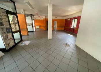 Interno non residenziale - Shop via Davide Spada, 69, Moiola - photo 4