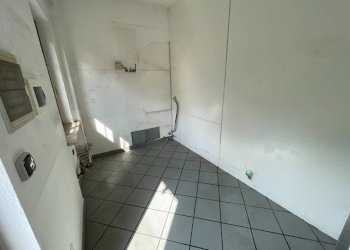 Stanza non arredata - Shop via Davide Spada, 69, Moiola - photo 11