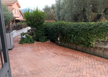 Giardino - Trilocale via Sant'Elena, Fara in Sabina - foto 21